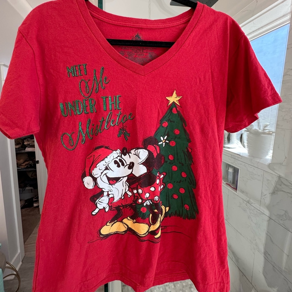 Official Disney Christmas TShirt. Women’s Large.